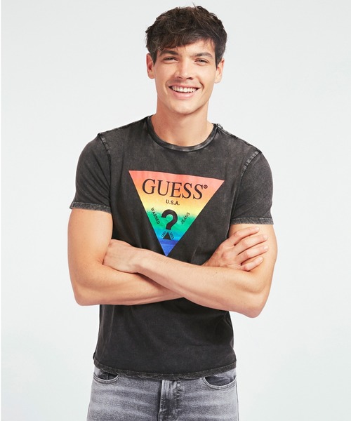 GUESS Gradient Triangle Logo Rainbow 