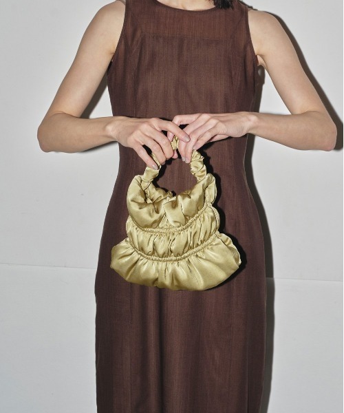 【未使用】【美品】TODAYFULパデッドサテンバッグ TODAYFUL | 【TODAYFUL/トゥデイフル】パデッドサテンバッグ/Padding