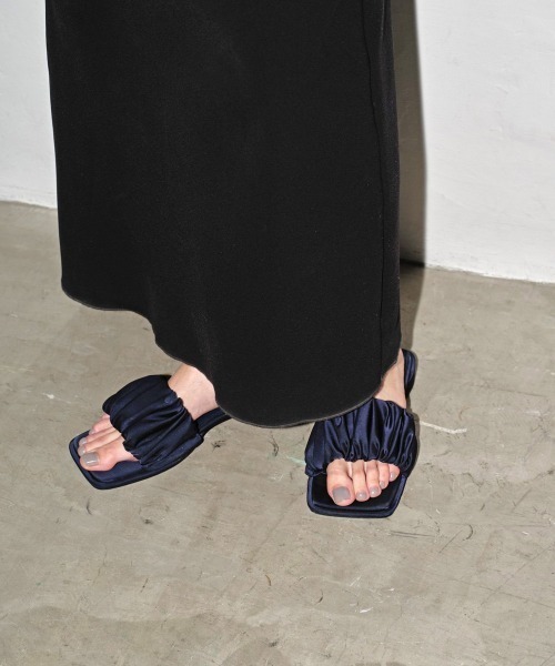 40%オフ【todayful】Chunky heel sabot 37 黒 40%オフ【todayful】Chunky heel sabot 37 黒