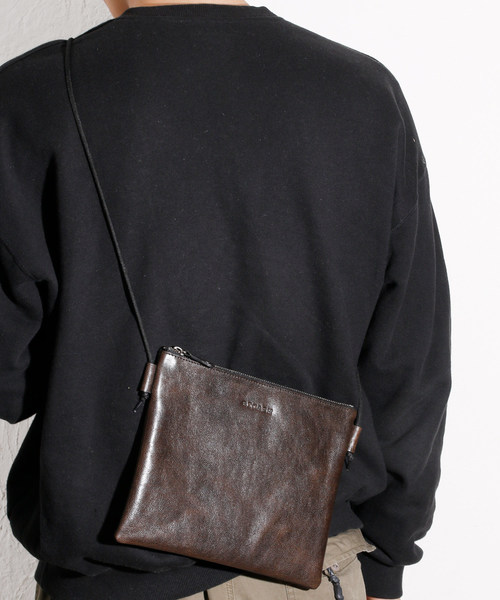 【セール】BICASH レザーショルダーバッグ 牛革サコッシュ BICASH ショルダーバッグ ビカーシ / レザーショルダーバッグ