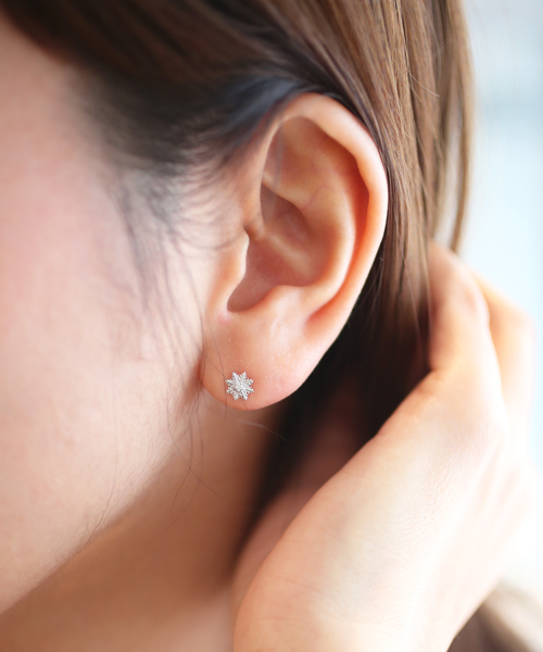 Disney ディズニー プリンセス 白雪姫 スノークリスタル ダイヤモンド ピアス K10wg ディズニー ゴールド アクセサリー レディース Buyee An Online Proxy Shopping Service Shop At Zozotown Bot Online