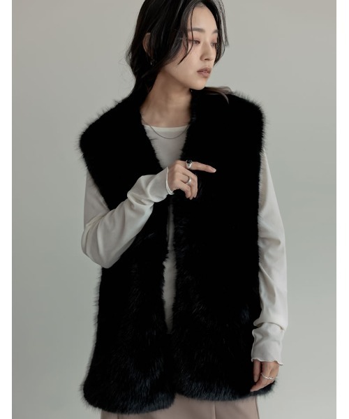 RE:EDIT | [販売枚数1.3万枚突破]ミドルフェイクファーベスト