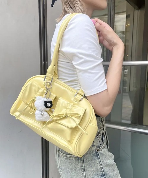 SPINNS | リボンポケット 合皮ハンドバッグ / 500mlペットボトル