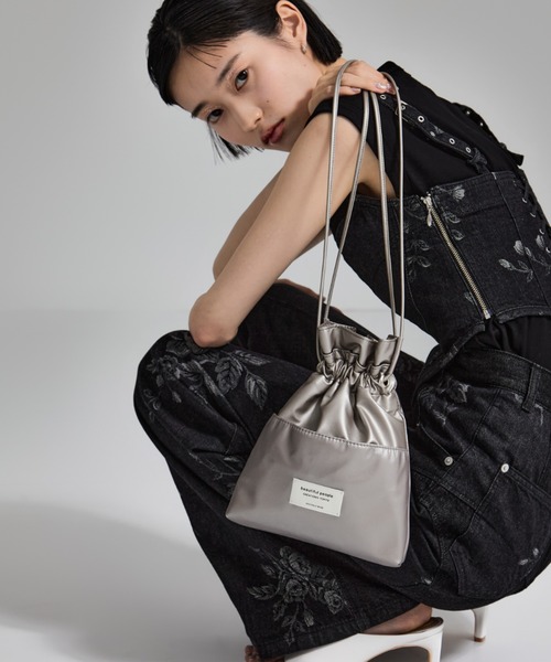 LE VERNIS/ル・ベルニ MOMO mini bag ブラック LE VERNIS | LE VERNIS(ル・ベルニ)Momo mini bag - Buyee, an