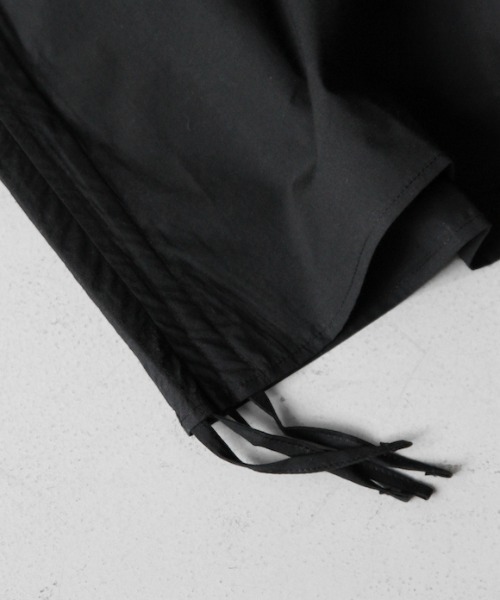 Baserange Pictorial Strap Top ブラック BASERANGE | BASERANGE PICTORIAL STRAP SKIRT - Buyee, an Online