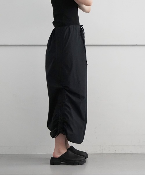 BASERANGE | BASERANGE PICTORIAL STRAP SKIRT - Buyee, an Online