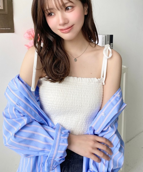 ■韓国■ VIVALUV製作 ■ ホルターネック シャーリング 裾フリル カットトップス ショルダーフリル パール le reve vaniller 全3