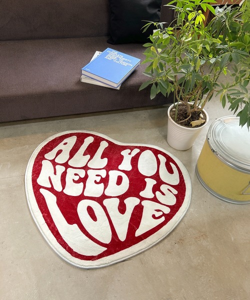 CALIFORNIA OUTFITTERS | 3-2A31 ラグマット ハート型 80cm×90cm LOVE