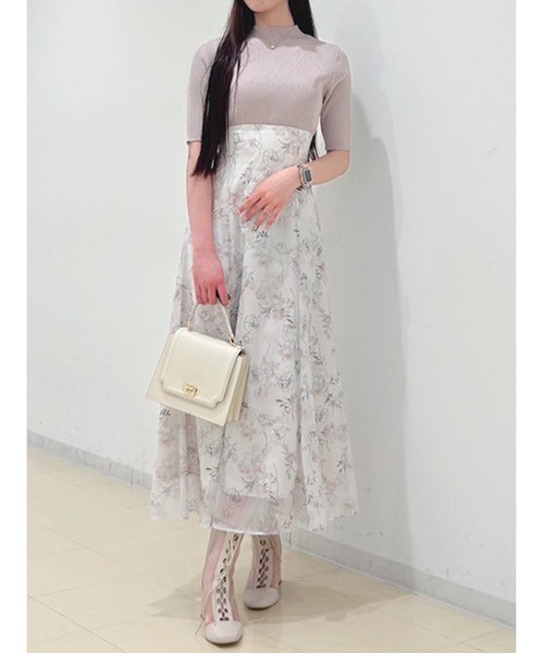 新品 レイヤード花柄ニットドッキングワンピース アイボリー SS 新品 レイヤード花柄ニットドッキングワンピース アイボリー SS