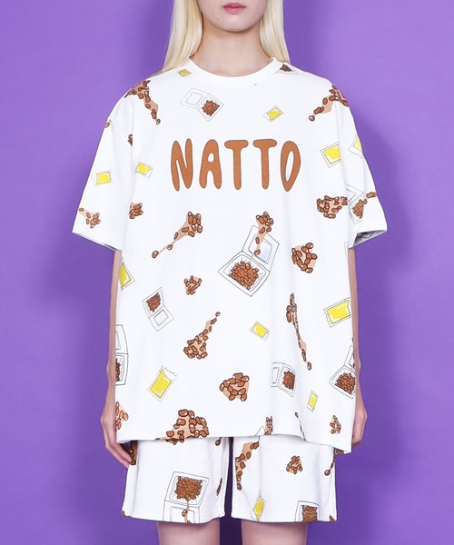 PUNYUS | フード総柄Tシャツ(ONIGIRI・YAKINIKU・NATTO） - Buyee, an
