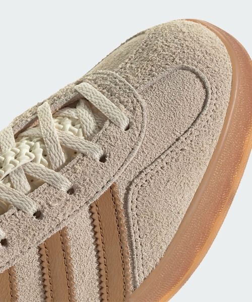 ADIDAS | 【ホワイト ZOZO別注カラー】ガゼル インドア / Gazelle