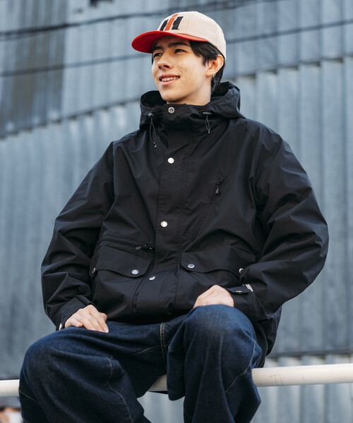うっすー GUESS Originals Stacked Zip-Up Jacket パーカー | GUESS