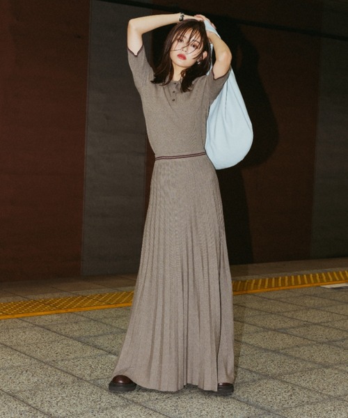 Mila Owen【タグ付き新品】フレンチスリーブサイドスリットカットワンピース Mila Owen【タグ付き新品】フレンチスリーブサイドスリット