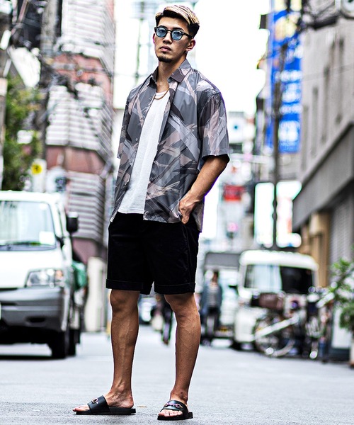 JOKER | 弾ける、夏の総柄。ルーズシルエットアロハシャツ