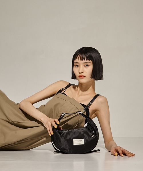 beautiful peopleナイロンムーンショルダーバッグ　三日月バッグ STUDIOUS on X: 