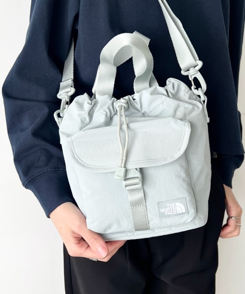 ザノースフェイスショルダーバッグ BREEZE BUCKETホワイトサンド THE NORTH FACE ノースフェイス ショルダーバッグ BREEZE BUCKET