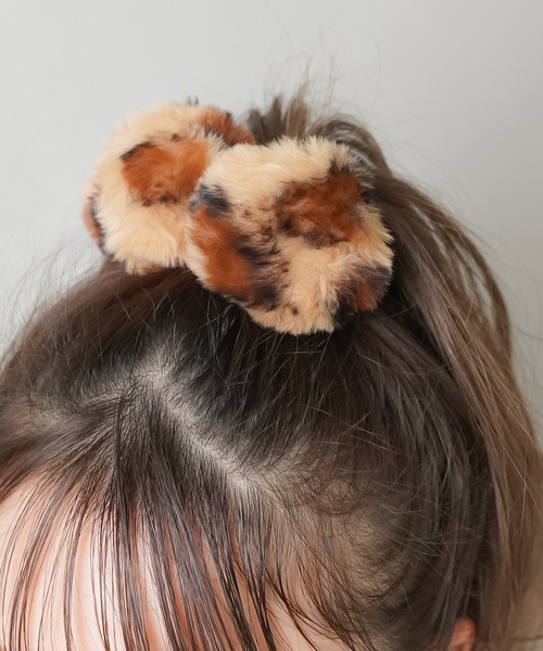 SPINNS | 【2個セット】ファーポンポン ヘアゴム - Buyee, an Online