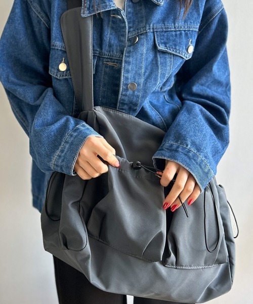 KOTOE | 【UNISEX】 ナイロン調ビッグショルダーバッグA4