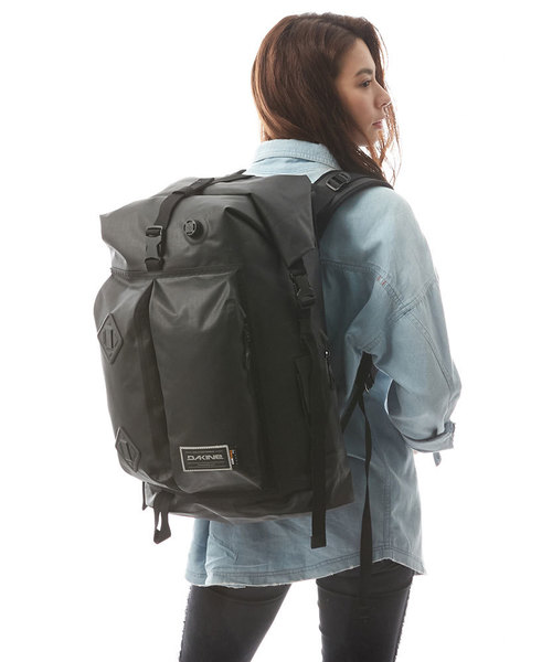 dakine cyclone ii dry pack