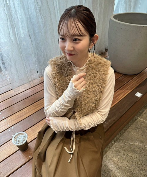 新品未使用】OLUN ショートリボンファーベスト OLUN | Short