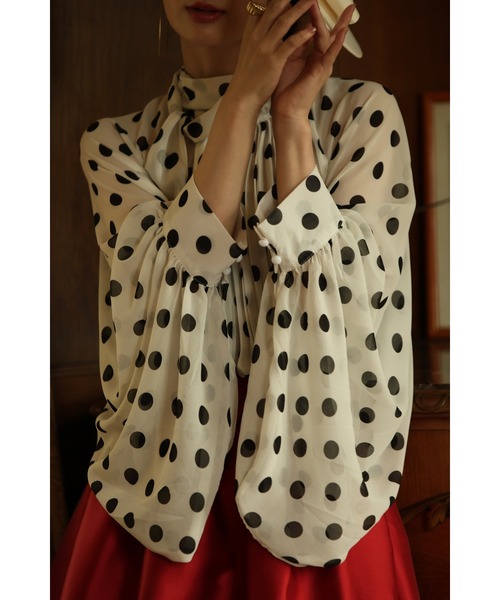 CAWAII | 細やかな花刺繍のフード付きシアーブルゾン - Buyee, an