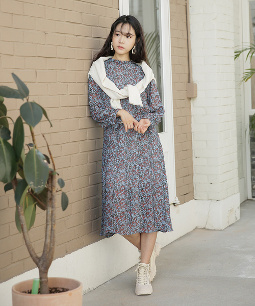 Une Mansion 小花柄プリーツロングフレアワンピース Buyee An Online Proxy Shopping Service Shop At Zozotown Bot Online