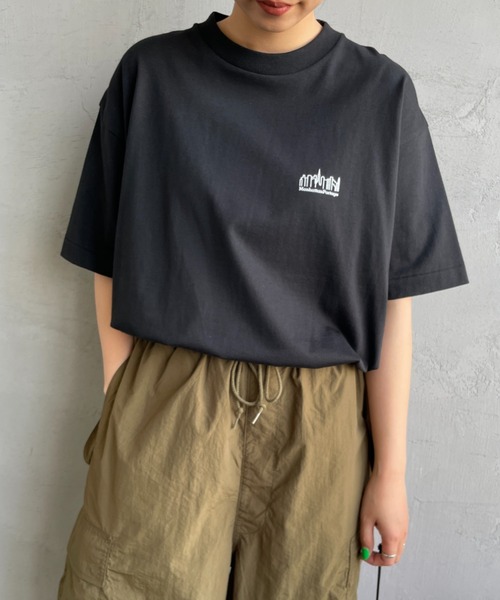 tシャツ 「MANHATTAN PORTAGE/マンハッタンポーテージ」 スカイラインロゴ ショートスリーブポケットTシャツ レディース メンズ MANHATTAN PORTAGE | [MANHATTAN PORTAGE/マンハッタン