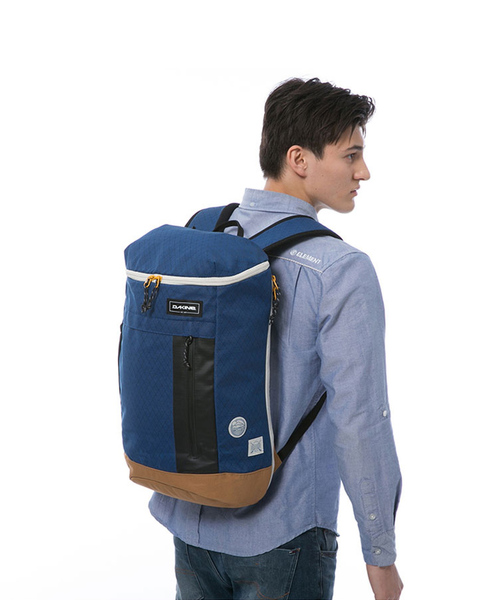 dakine concourse 25l