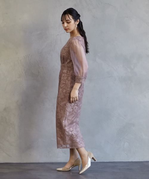 AIMER 花柄フロッキー袖付きタイトラインパーティードレス 花柄フロッキー袖付きタイトラインドレス｜パーティードレスの
