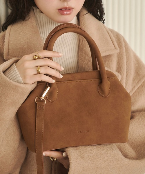 CANAL JEAN | diggity スウェードフラップショルダーバッグ - Buyee