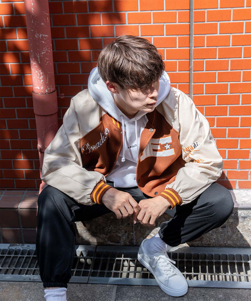 DEVICE | ブラウンベース ビッグロゴ スタジャン アウター ブルゾン