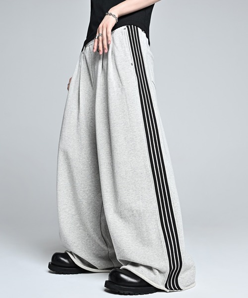 SOERTE | 3tuck Wide Balloon Trousers / 3タックワイドバルーン
