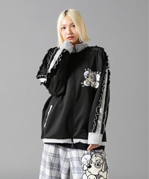 GALFY | 【GALFY/ガルフィー】ピカピカ注射器ロンT - Buyee, an Online