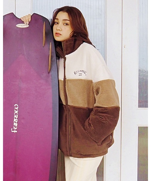 BILLABONG ブラウン フード付きウェア 黒パンツ付き スレスレ 