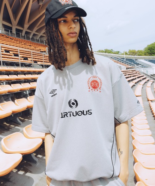 UMBRO | UMBRO別注 オーバーサイズドローコードゲームカットソー