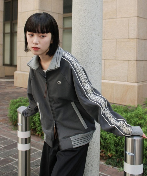 Camphor wood フラワー刺繍トラックジャケット Camphor wood ジャージ flower embroidery line track jacket