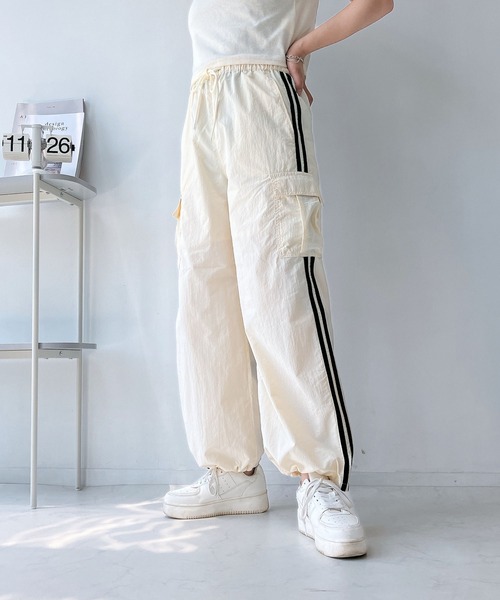 ADILENIUM シーズン 2 カーゴパンツ　26 レディース Adilenium シーズン2 カーゴパンツ オリーブストレータ