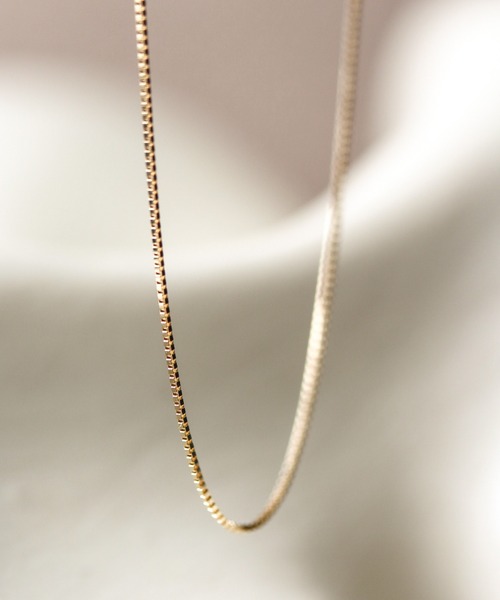 K18YGベネチアンチェーンロングチャーム