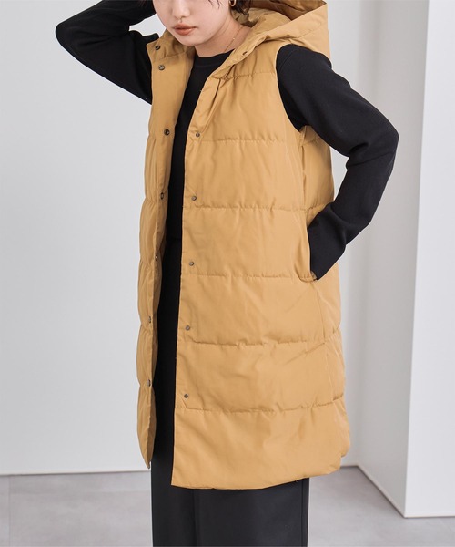 ColorsダウンベストXS CURVED PUFFER VEST BEIGE