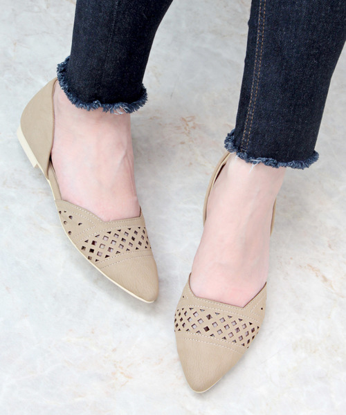 Libertydoll 履いた時のシルエットがきれいなカットワークセパレートフラットパンプス Buyee An Online Proxy Shopping Service Shop At Zozotown Bot Online