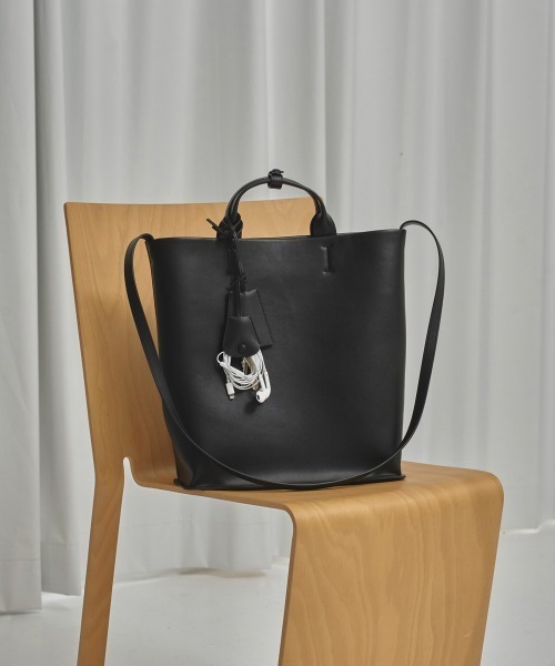 【未使用】【美品】TODAYFULパデッドサテンバッグ TODAYFUL | 【TODAYFUL/トゥデイフル】パデッドサテンバッグ/Padding