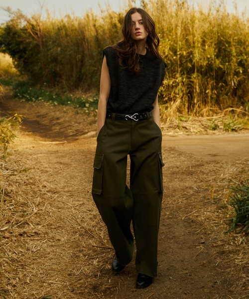 soerte ワイドストレートテックカーゴパンツ soerte（ソエルテ）の「Wide straight tech cargo pants (Washer nylon