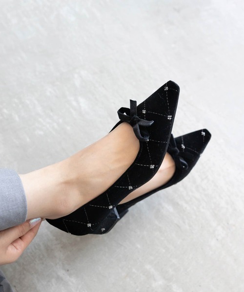 ♡ RANDAビーズ×キルティング リボン ローヒールパンプス ♡ RANDA（ランダ）の「ビーズ×キルティング リボン ローヒール