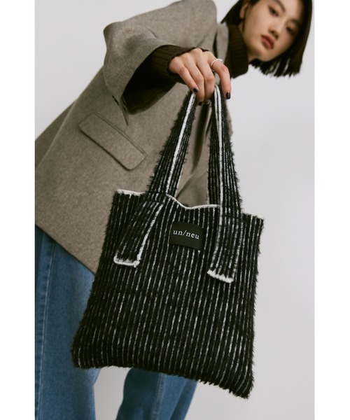 トートバッグ un/neu バッグ STUDIOUS - un neu フェザーバイカラーニットバッグの通販 by なつみ s shop ステュディオスなら