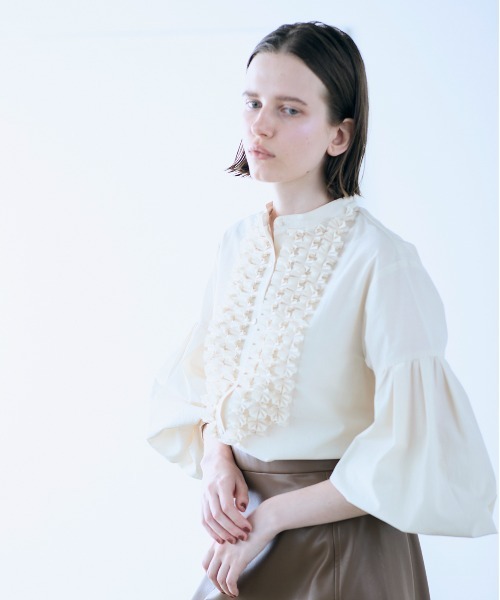 MARILYN MOON | ハーフスリーブタックフリルコクーンドレス