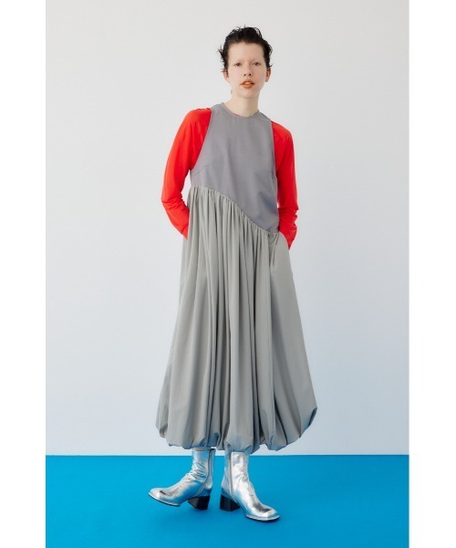 HeRIN.CYE アシンメトリーヘムニットドレス