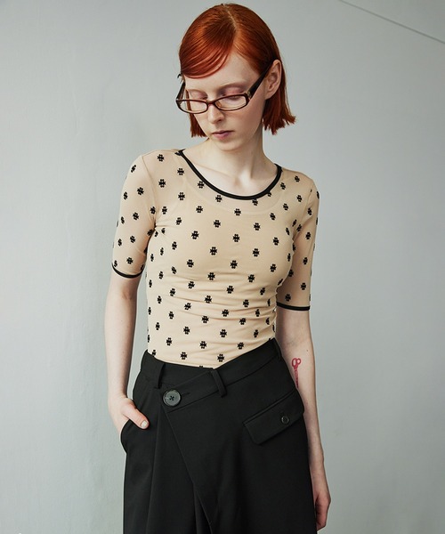 トップス SORIN Flocky Tulle Ballerina Neck SRN0124A0001_zo_a509.jpg