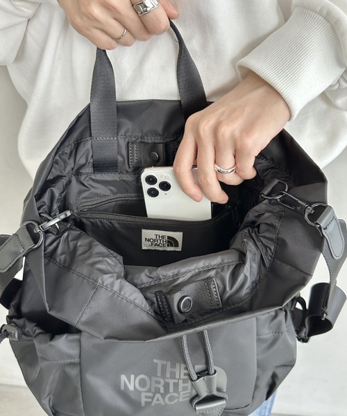 国内未発売 ノースフェイス 4WAY 巾着型バッグ ショルダー リュックブラック THE NORTH FACE デイバック リュック 国内未発売 FACE(ザ