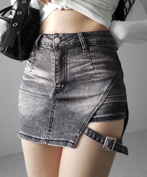 Baserange Pictorial Strap Top ブラック BASERANGE | BASERANGE PICTORIAL STRAP SKIRT - Buyee, an Online