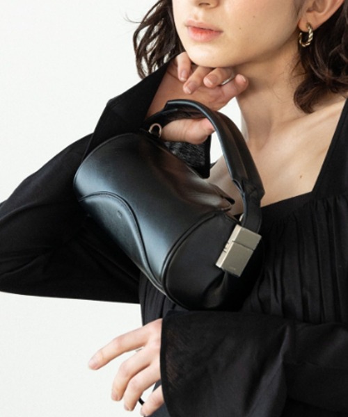 OSOI（オソイ） ハンドバッグ　色ブラック　カウレザー　希少美品!! OSOI オソイ ハンドバッグ TONI MINI レディース レザー ミニ